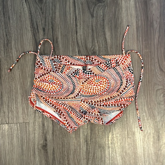 Onzie Hot Yoga short - Picture 1 of 1